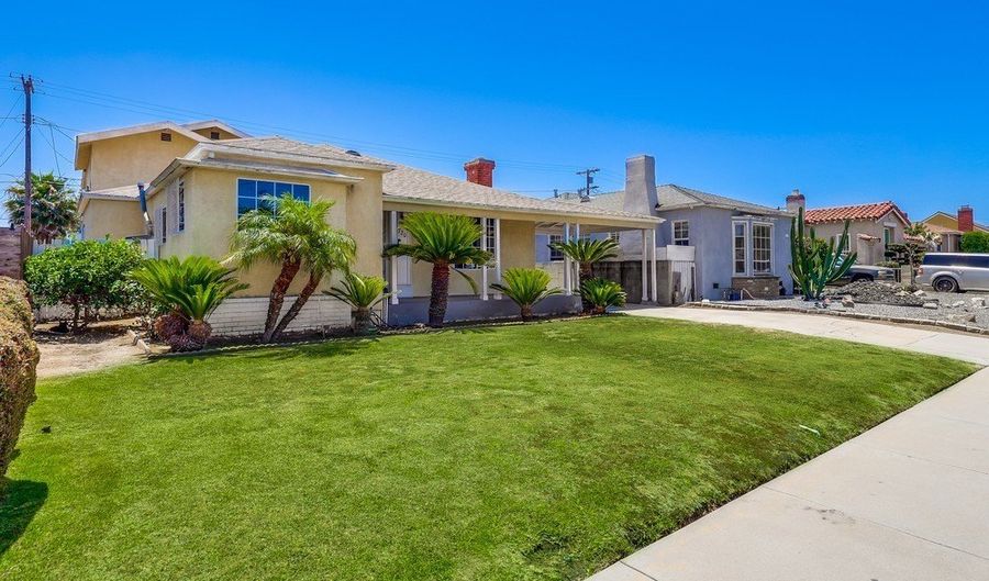 720 W 108th St, Los Angeles, CA 90044 - 5 Beds, 4 Bath