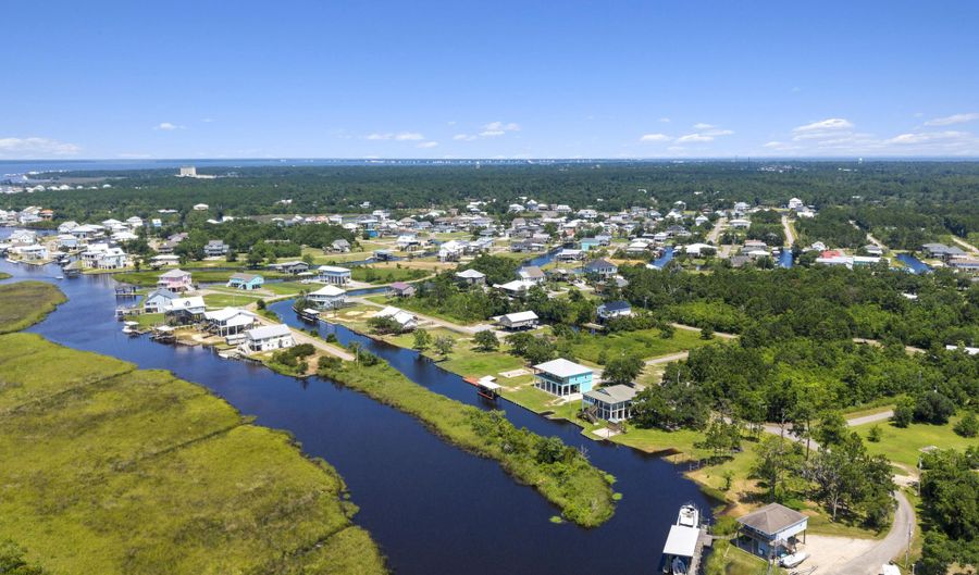 825 Larkspur Ln, Bay St. Louis, MS 39520 - 3 Beds, 3 Bath