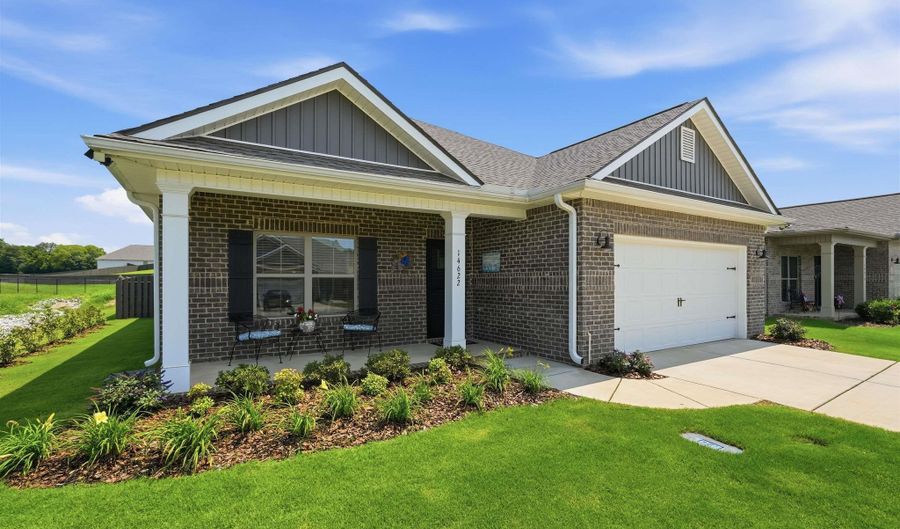 14622 Willow Rose Ln, Athens, AL 35613 - 3 Beds, 3 Bath