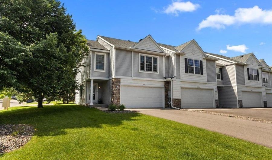 15641 Flight Ln, Apple Valley, MN 55124 - 2 Beds, 3 Bath
