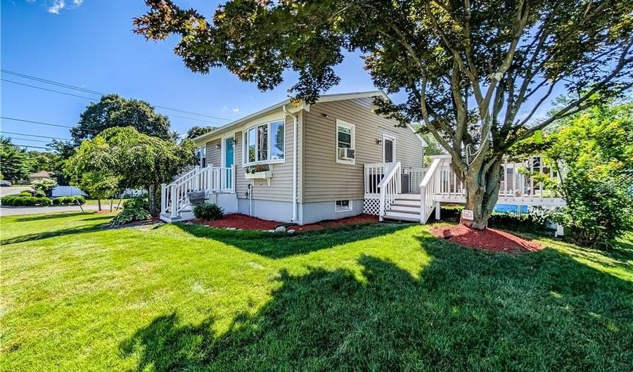 24 Cedar St, Johnston, RI 02919 - 3 Beds, 1 Bath