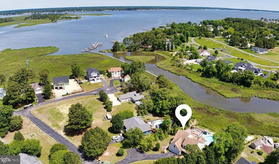121 SEAWINDS Dr, Dagsboro, DE 19939 - 5 Beds, 3 Bath
