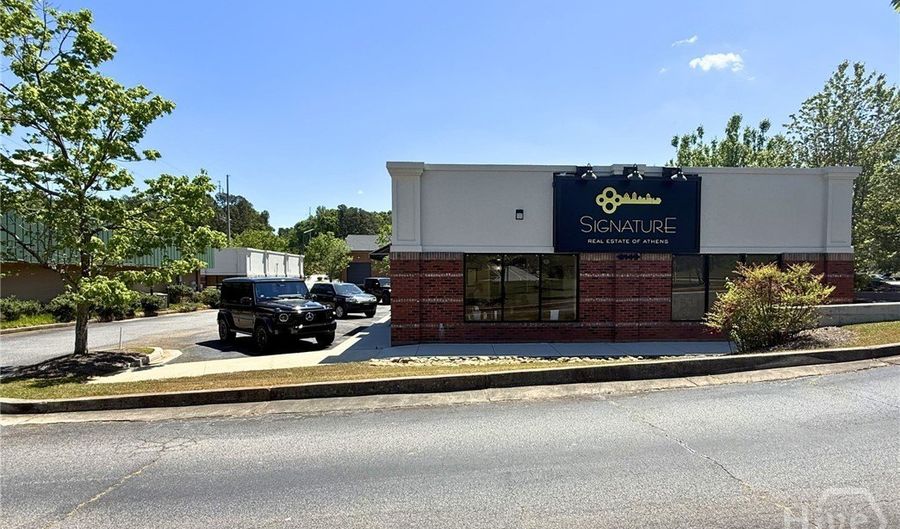3149 Atlanta Hwy Suites A & B, Athens, GA 30606 - 0 Beds, 0 Bath