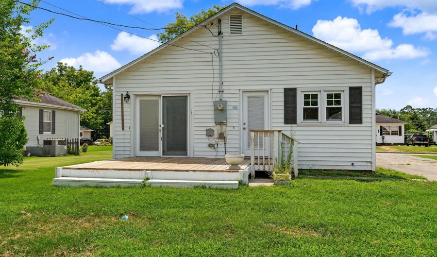1534 Boyle St, Alcoa, TN 37701 - 3 Beds, 1 Bath
