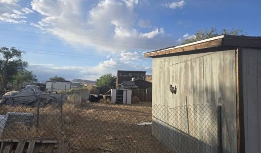 30 W Hawkins, Big Water, UT 84741 - 2 Beds, 1 Bath