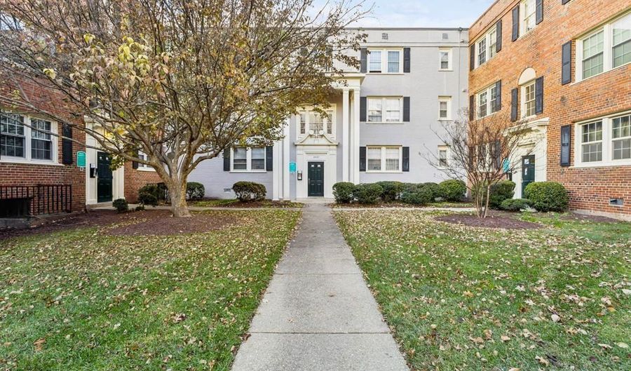 2037 38TH St SE 301, Washington, DC 20020 - 2 Beds, 1 Bath