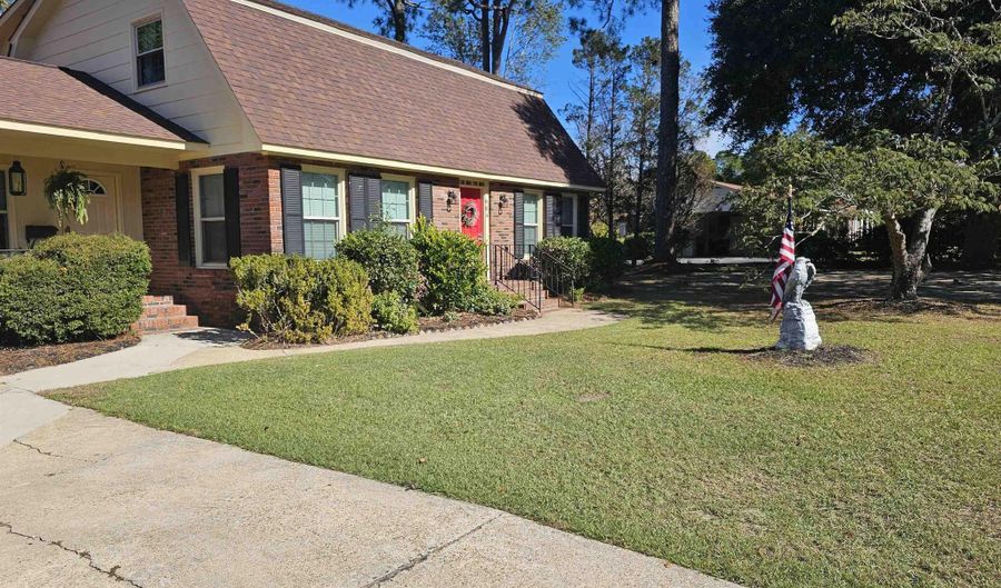 904 Sunnyhill Dr, Camden, SC 29020 - 4 Beds, 3 Bath