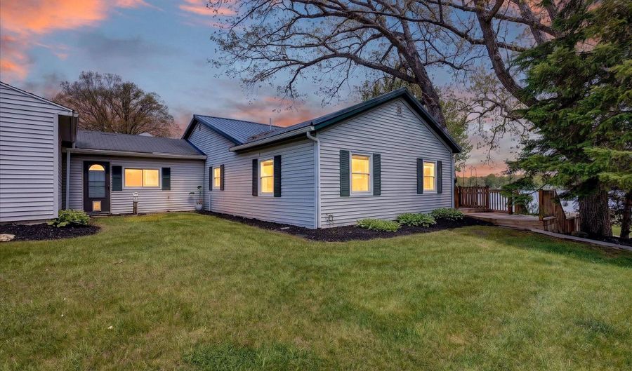 3880 Bell Lake Dr NE, Ada, MI 49301 - 3 Beds, 1 Bath