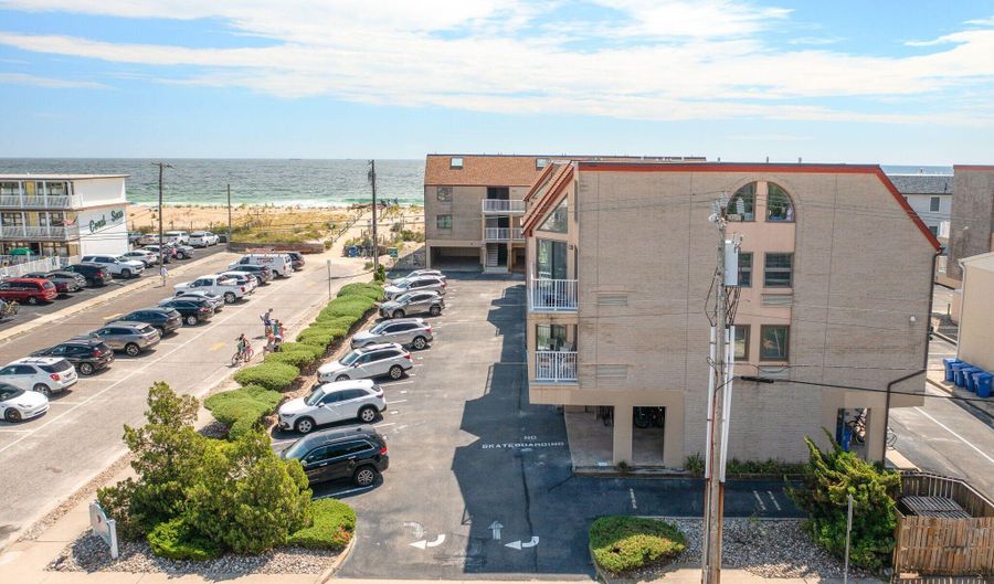 9 Pearl St 1G, Beach Haven, NJ 08008 - 3 Beds, 2 Bath