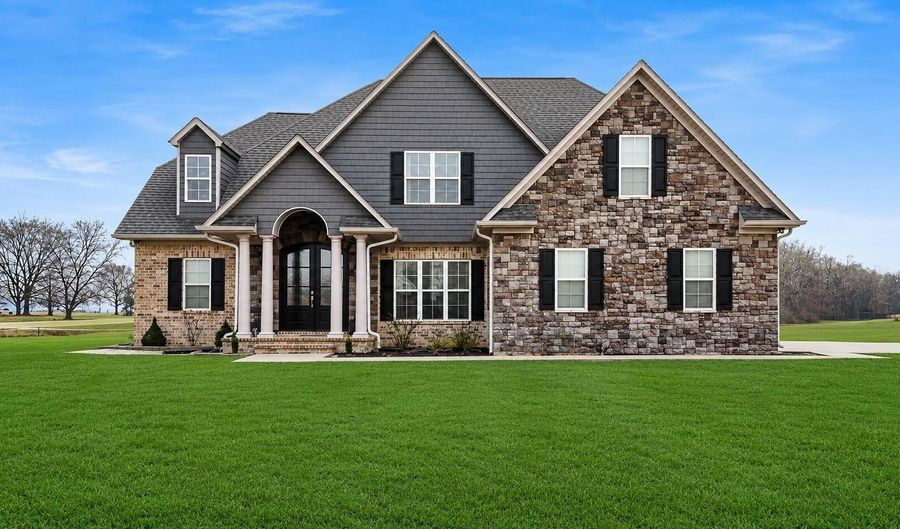107 County Road 2768, Baldwyn, MS 38824 - 4 Beds, 3 Bath