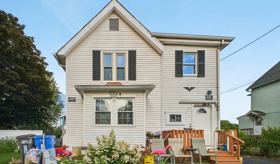 32 Williams St, Bristol, CT 06010 - 5 Beds, 2 Bath