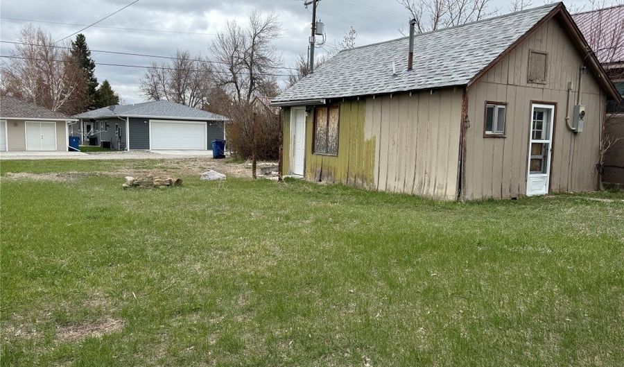 212 W 5th Ave, Big Timber, MT 59011 - 1 Beds, 1 Bath