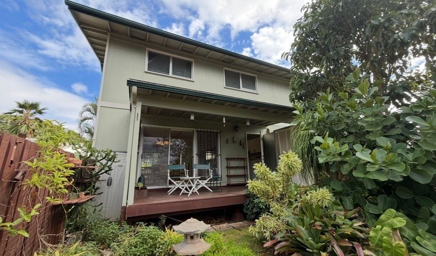98-718 D Kaonohi St 38, Aiea, HI 96701 - 3 Beds, 2 Bath