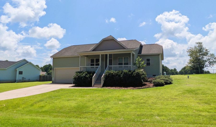 290 Wynnridge Dr, Angier, NC 27501 - 3 Beds, 2 Bath