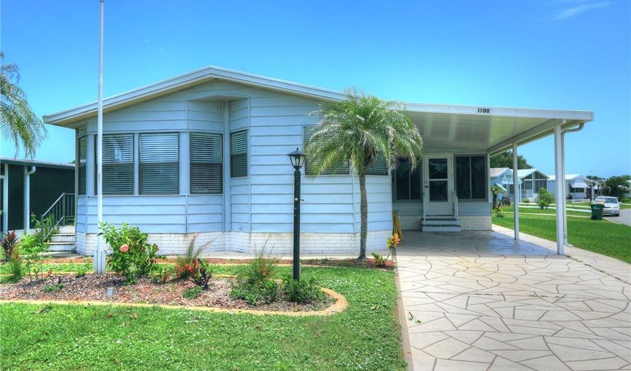 1300 Barefoot Cir, Barefoot Bay, FL 32976 - 2 Beds, 2 Bath