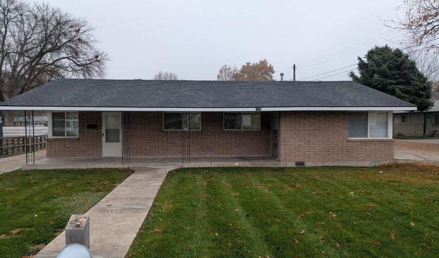 2203 2205 N Montana Ave, Caldwell, ID 83605 - 3 Beds, 2 Bath