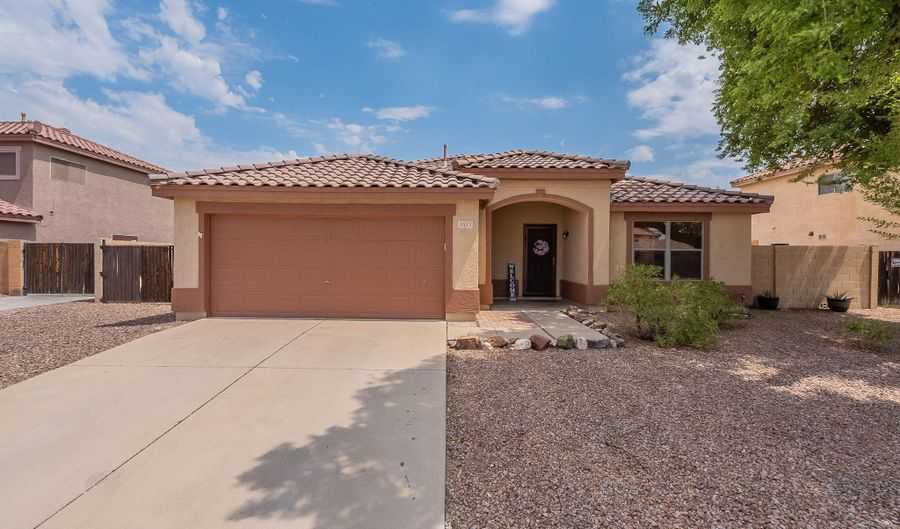 1371 S WAYNE Dr, Chandler, AZ 85286 - 3 Beds, 2 Bath