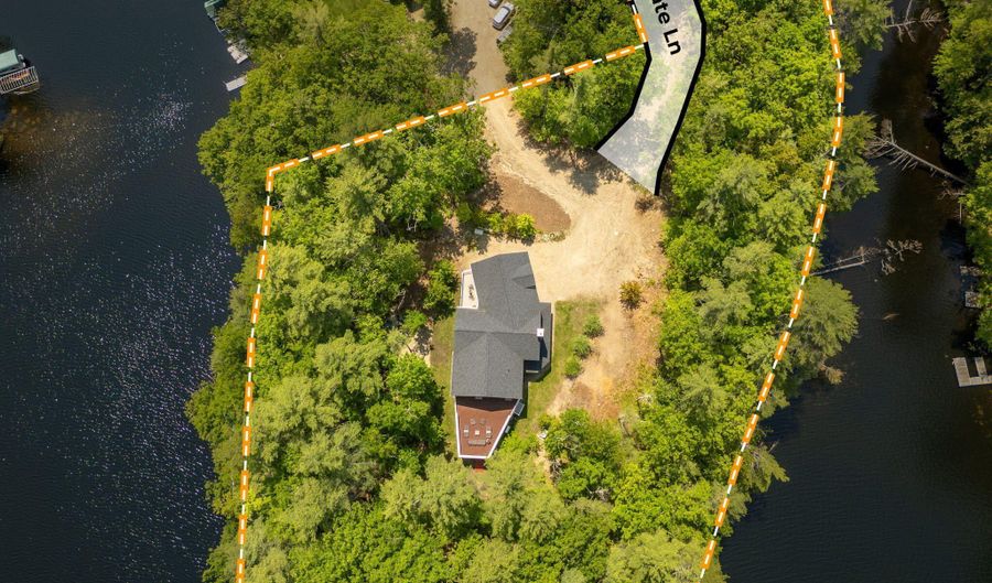 271 Red Gate Ln, Acton, ME 04001 - 6 Beds, 6 Bath