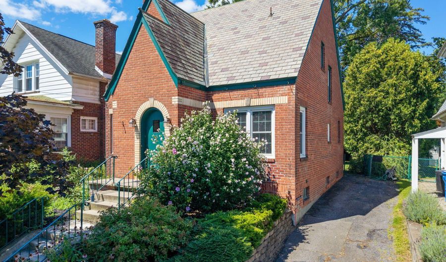 45 W Erie St, Albany, NY 12208 - 3 Beds, 2 Bath