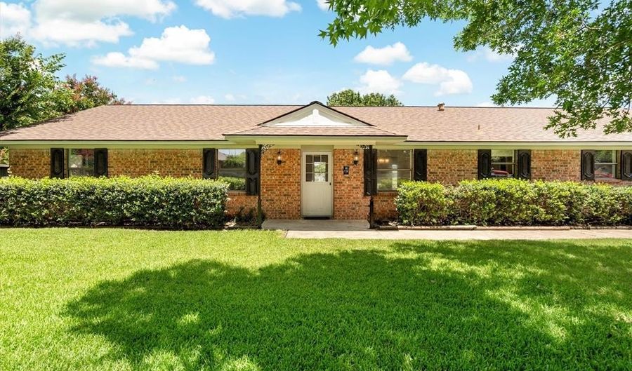 116 Larry Dr, Heath, TX 75032 - 3 Beds, 2 Bath