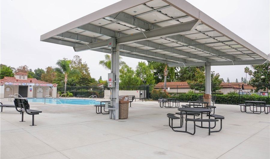 255 Flame Tree Pl, Oceanside, CA 92057 - 3 Beds, 2 Bath