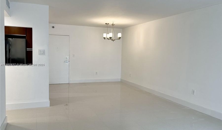 2851 NE 183rd St 109E, Aventura, FL 33160 - 2 Beds, 2 Bath