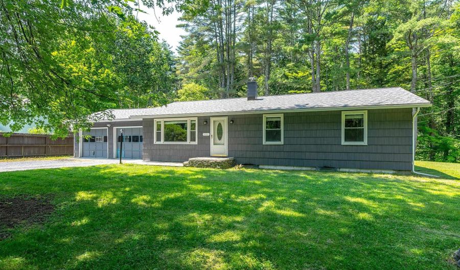 107 Colbrook Dr, Arlington, VT 05250 - 3 Beds, 1 Bath