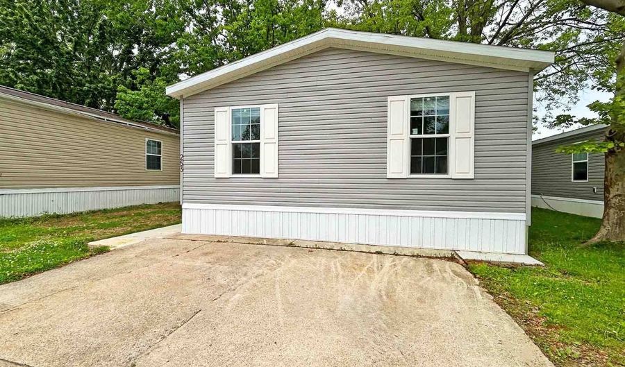 7055 Quarry Rd 253, Amherst, OH 44001 - 3 Beds, 2 Bath