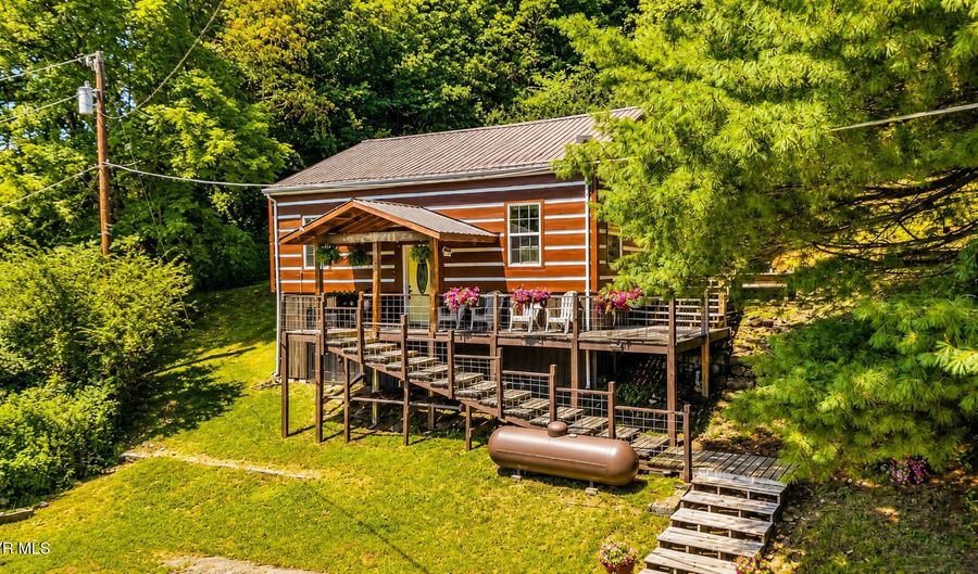 104 Ridge Ave, Appalachia, VA 24216 - 2 Beds, 1 Bath