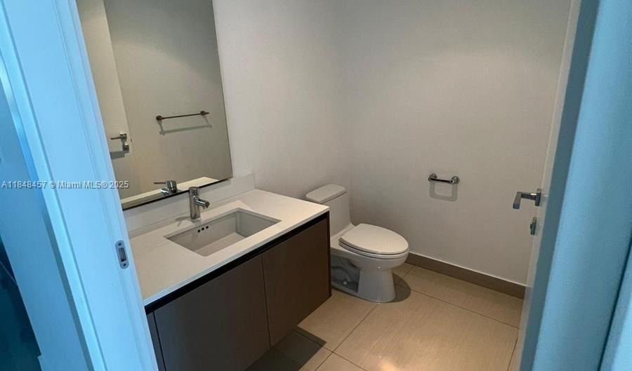 3250 NE 188 St 403, Aventura, FL 33180 - 3 Beds, 5 Bath