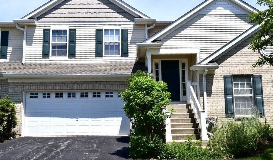 12 Millbrook Ct, Algonquin, IL 60102 - 3 Beds, 2 Bath