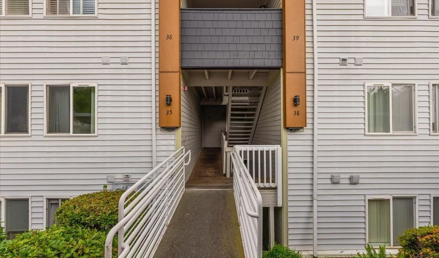 10660 SW DAVIES Rd 36, Beaverton, OR 97008 - 2 Beds, 2 Bath