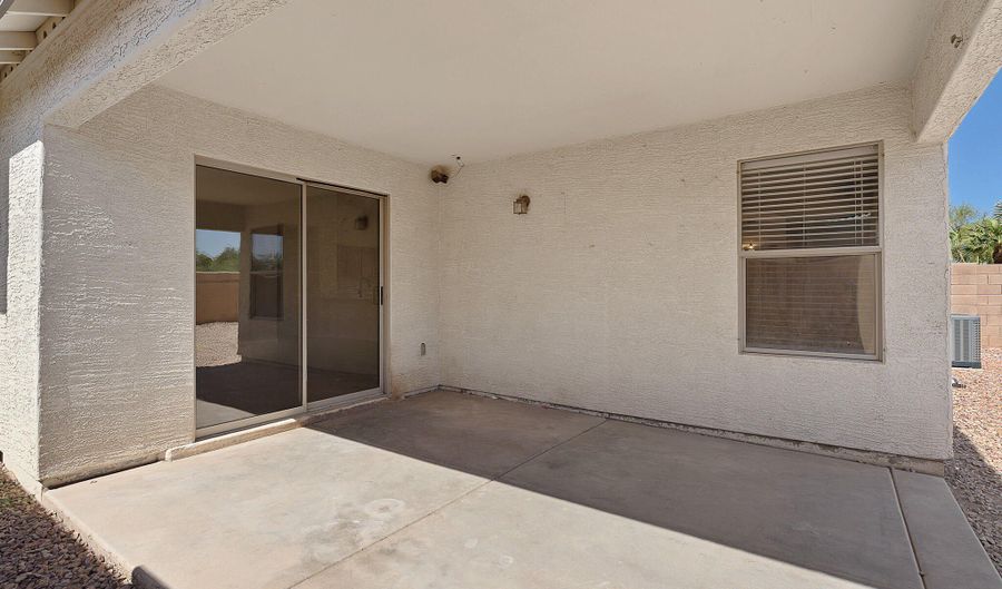 39 N 123RD Dr, Avondale, AZ 85323 - 4 Beds, 2 Bath