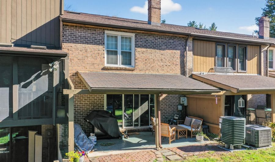 48 WINGED FOOT Dr, Reading, PA 19607 - 3 Beds, 3 Bath