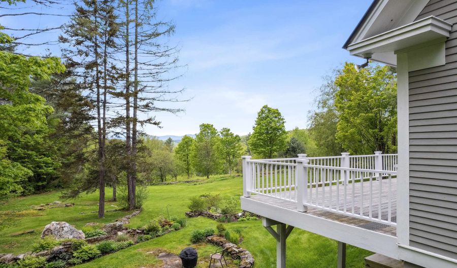 790 Rhoades Hl, Barnard, VT 05031 - 3 Beds, 2 Bath