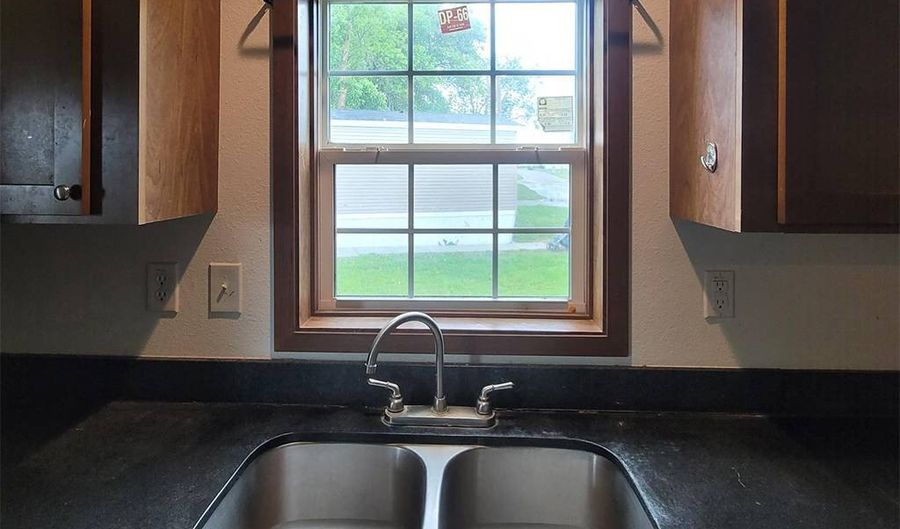 2405 Ethel Ave Lot 98, Albert Lea, MN 56007 - 3 Beds, 2 Bath