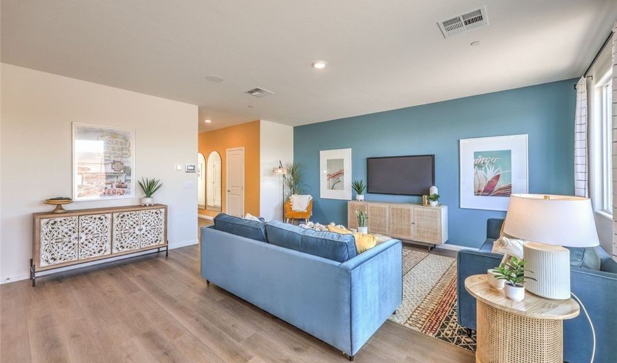 565 Speckled Robin Ave 717, Henderson, NV 89011 - 5 Beds, 3 Bath