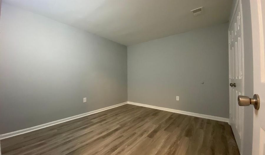 1931 BARRINGTON Ct, Bowie, MD 20721 - 2 Beds, 4 Bath