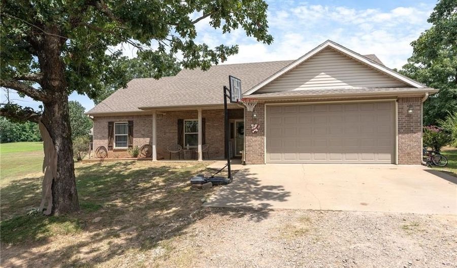422 Hidden Oaks Rd, Alma, AR 72921 - 3 Beds, 2 Bath