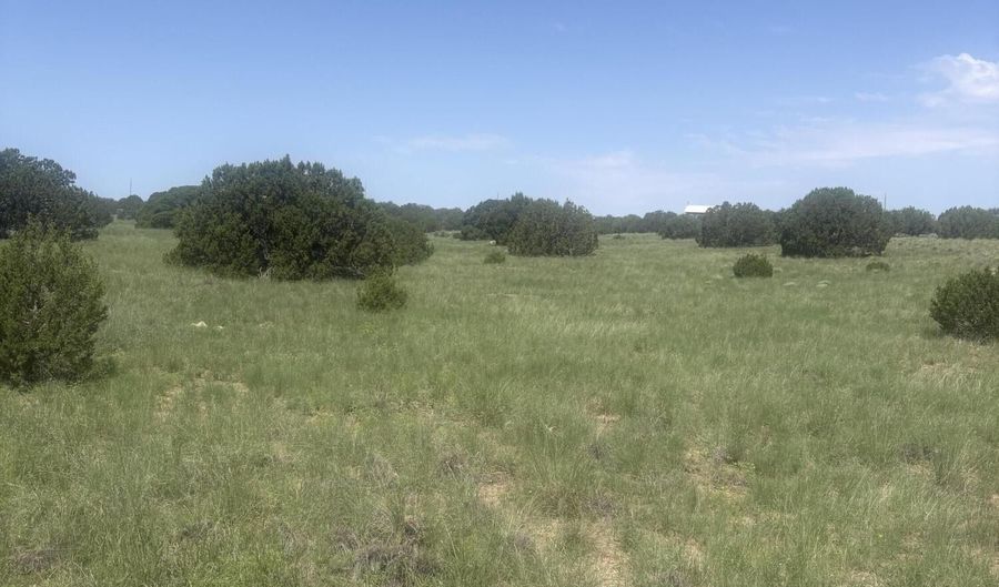 145 Zuni Dr, Concho, AZ 85924 - 0 Beds, 0 Bath