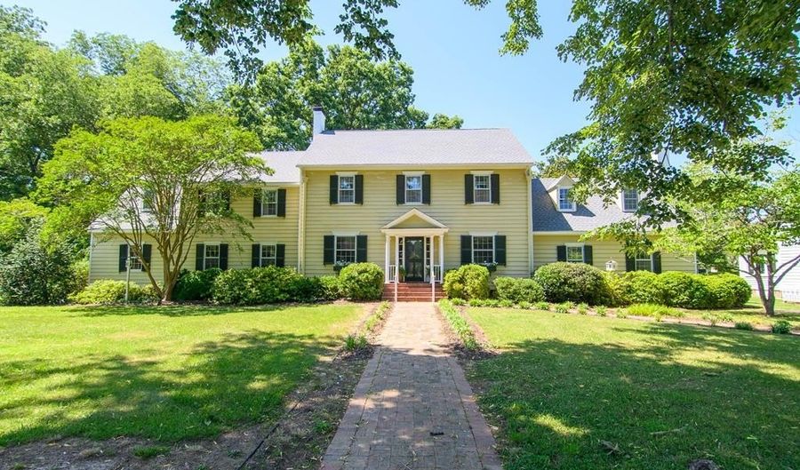 23347 BACK St, Accomac, VA 23301 - 6 Beds, 4 Bath