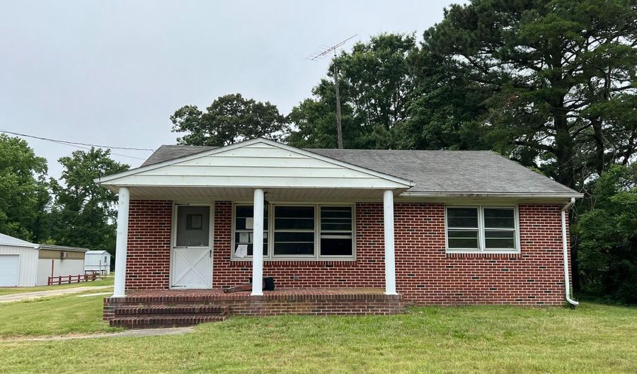9253 JONES Dr, Laurel, DE 19956 - 3 Beds, 2 Bath