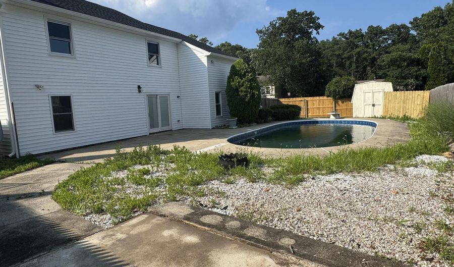 1 Maplewood Ct, Barnegat, NJ 08005 - 4 Beds, 3 Bath
