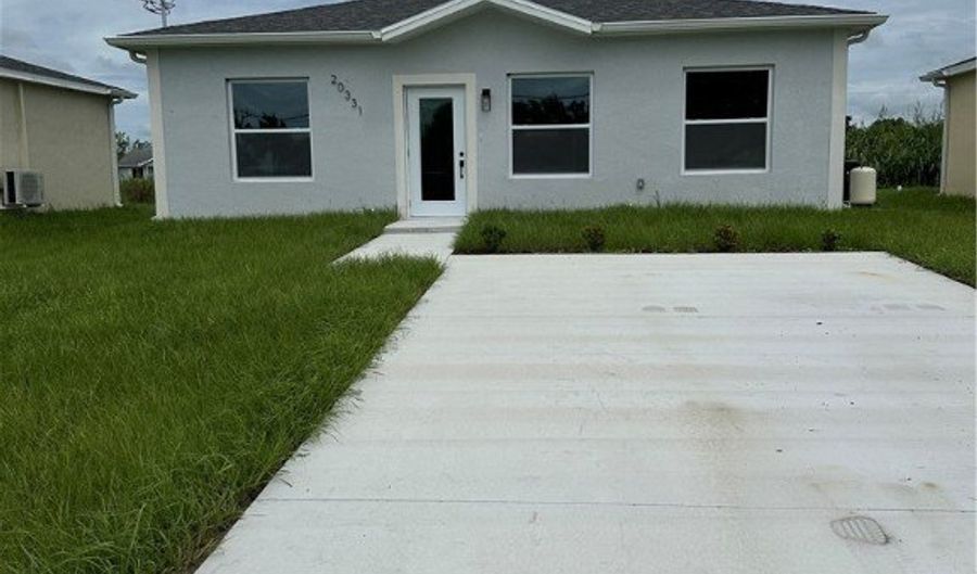 23031 Roundtree Ave, Alva, FL 33920 - 2 Beds, 2 Bath