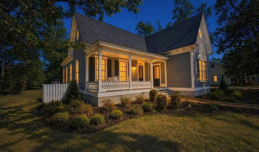 201 Boothe St, Batesville, MS 38606 - 3 Beds, 2 Bath