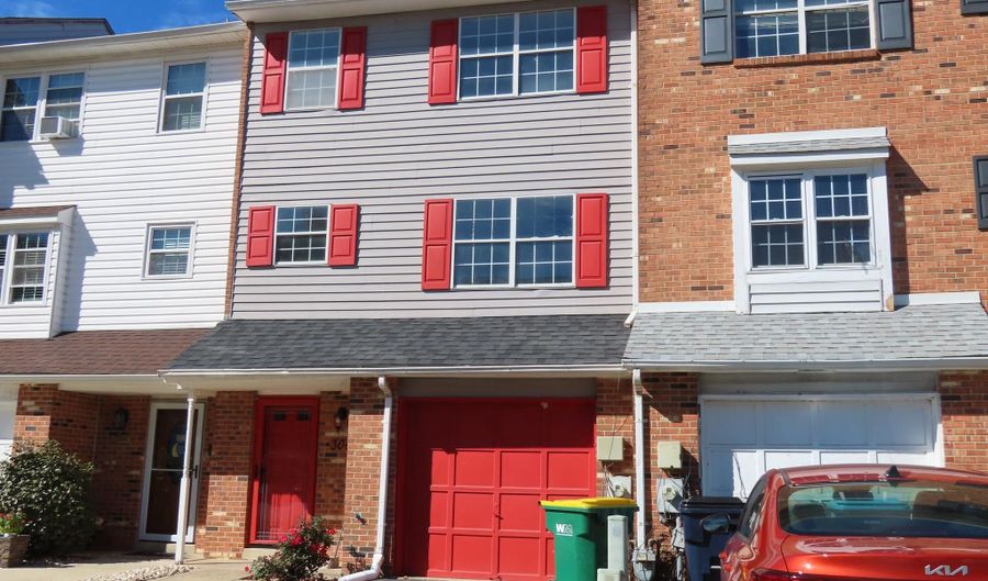 3048 GREENSHIRE Ave, Claymont, DE 19703 - 2 Beds, 2 Bath