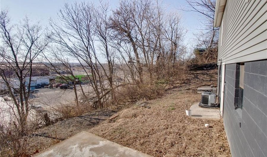 2617 Plainview Ter, Alton, IL 62002 - 3 Beds, 2 Bath