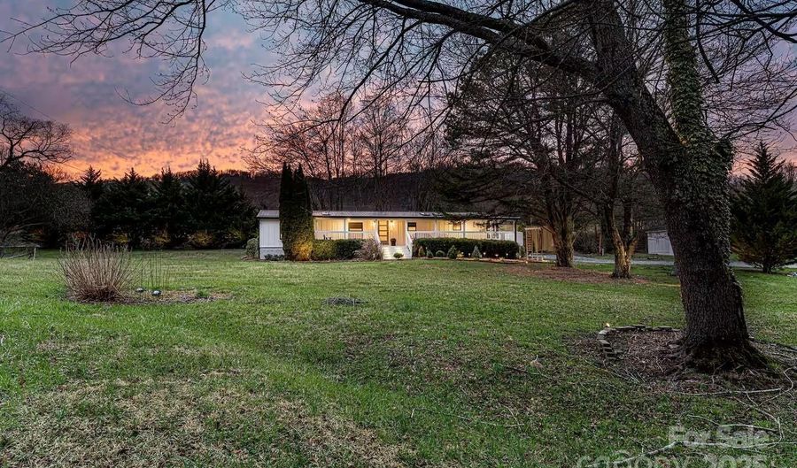 2 Shady Oak Ln, Arden, NC 28704 - 4 Beds, 2 Bath