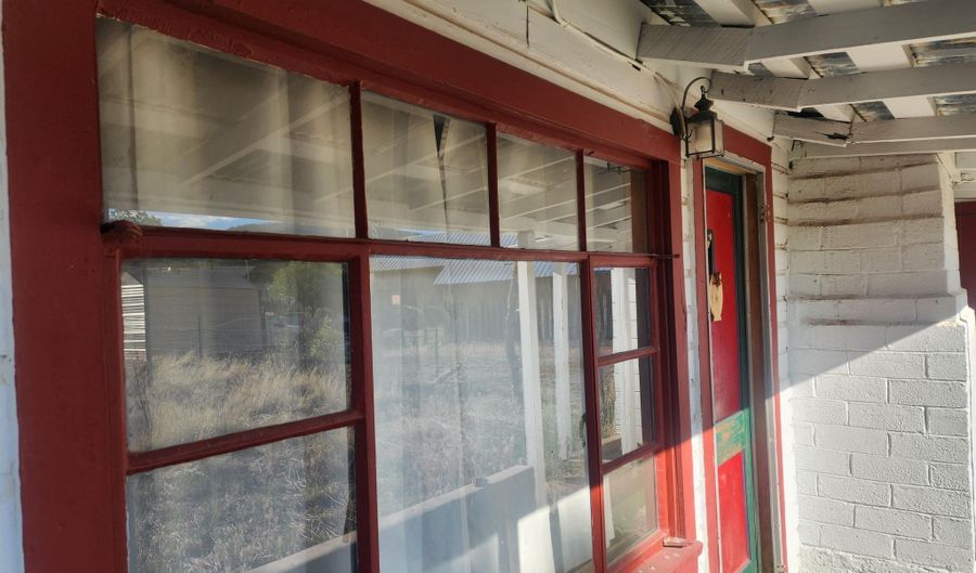 54 1st N St, Alpine, AZ 85920 - 1 Beds, 1 Bath