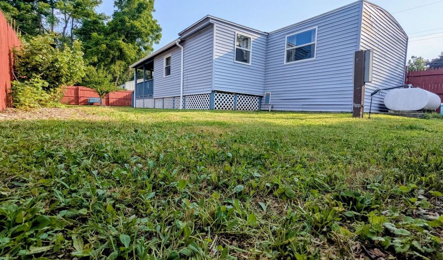 363 Mettacahonts Rd 5, Accord, NY 12404 - 2 Beds, 1 Bath